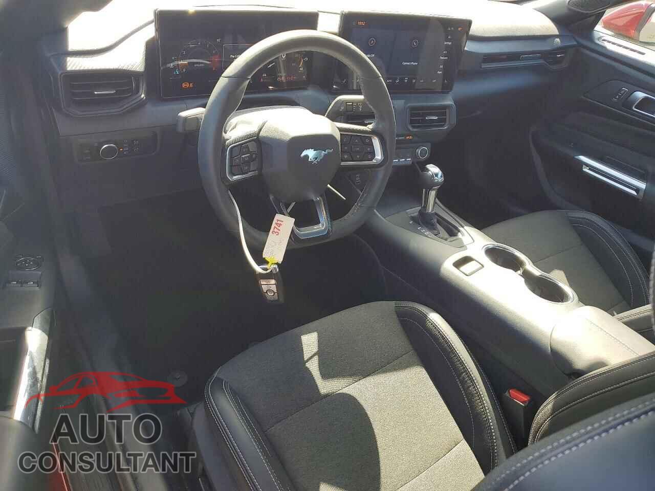FORD MUSTANG 2024 - 1FA6P8TH2R5118224