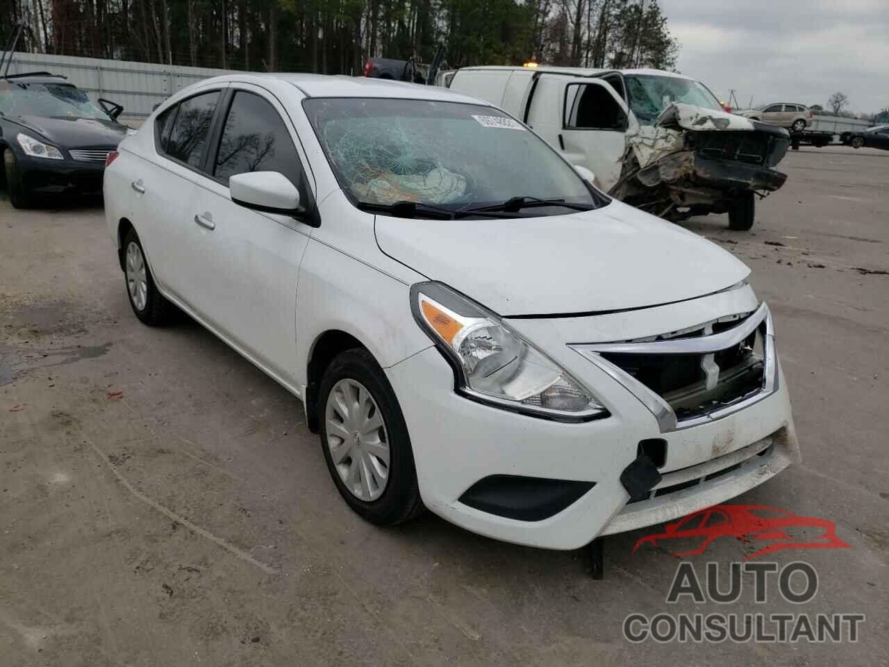 NISSAN VERSA 2017 - 3N1CN7AP0HL868634