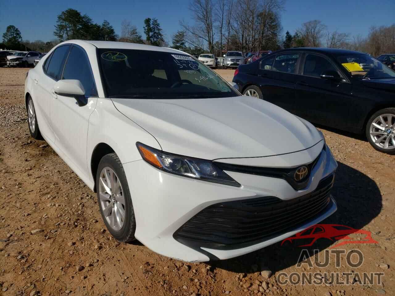 TOYOTA CAMRY 2018 - 4T1B11HK7JU030944