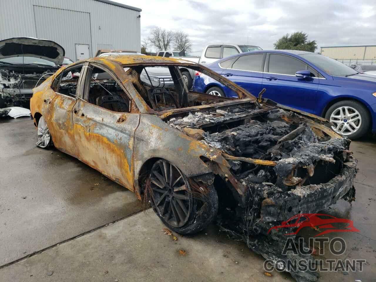TOYOTA CAMRY 2019 - 4T1B61HK7KU768911