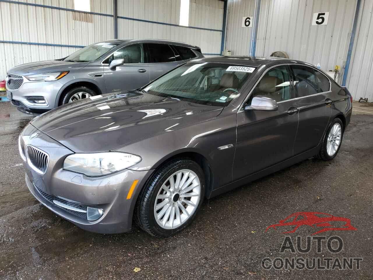 BMW 5 SERIES 2013 - WBAFU7C58DDU76359