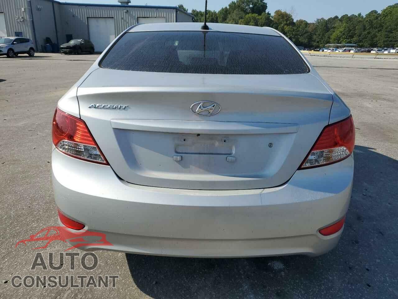 HYUNDAI ACCENT 2013 - KMHCU4AE8DU283650