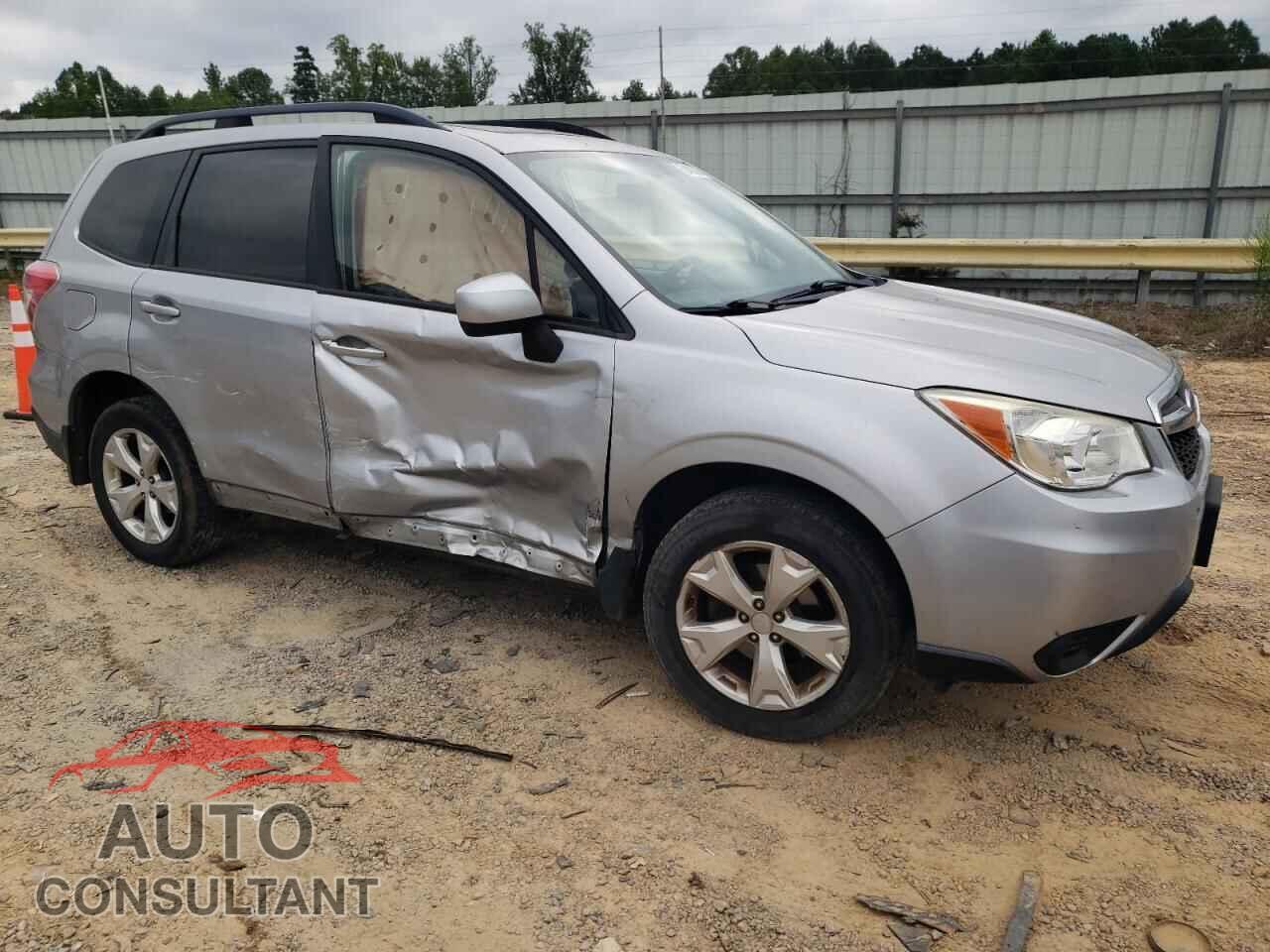 SUBARU FORESTER 2015 - JF2SJADC8FH585521