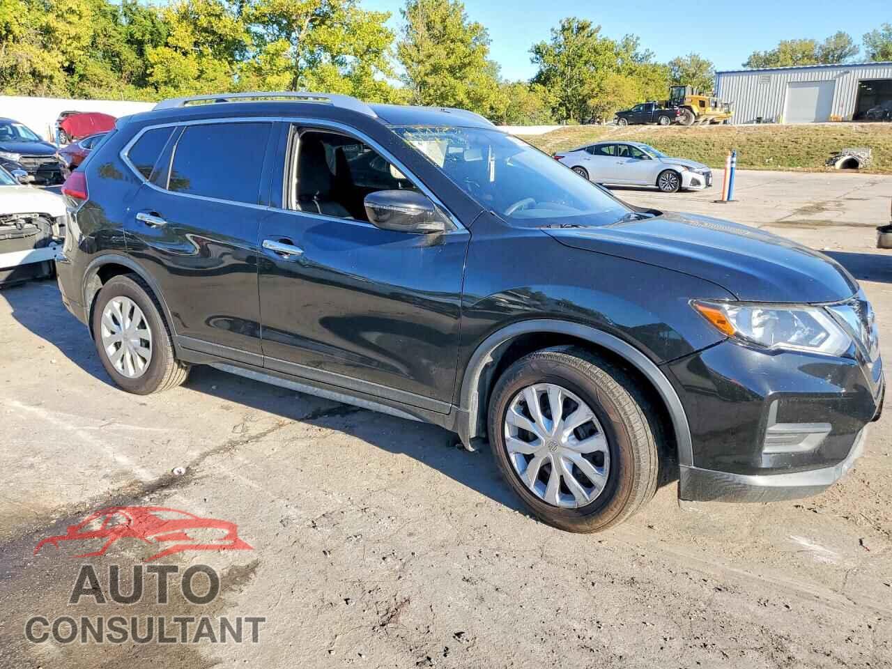 NISSAN ROGUE 2017 - KNMAT2MT4HP538151