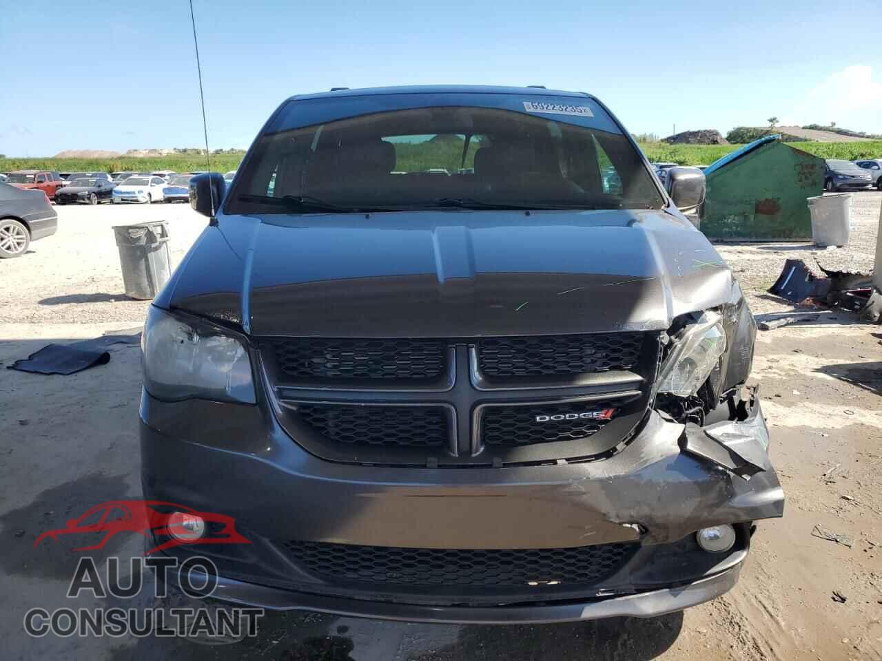 DODGE CARAVAN 2018 - 2C4RDGEG0JR281900