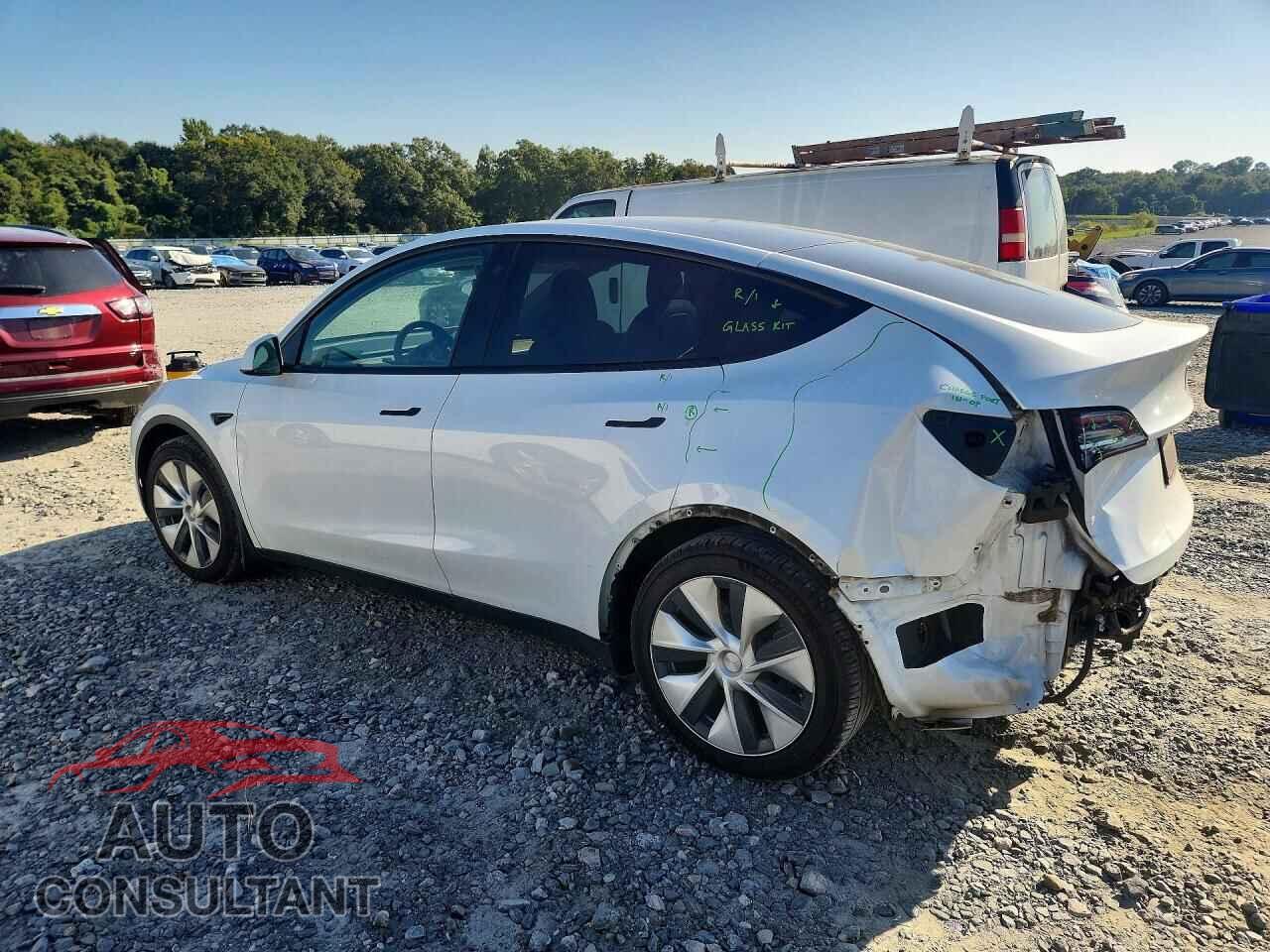 TESLA MODEL Y 2021 - 5YJYGAEE6MF298067