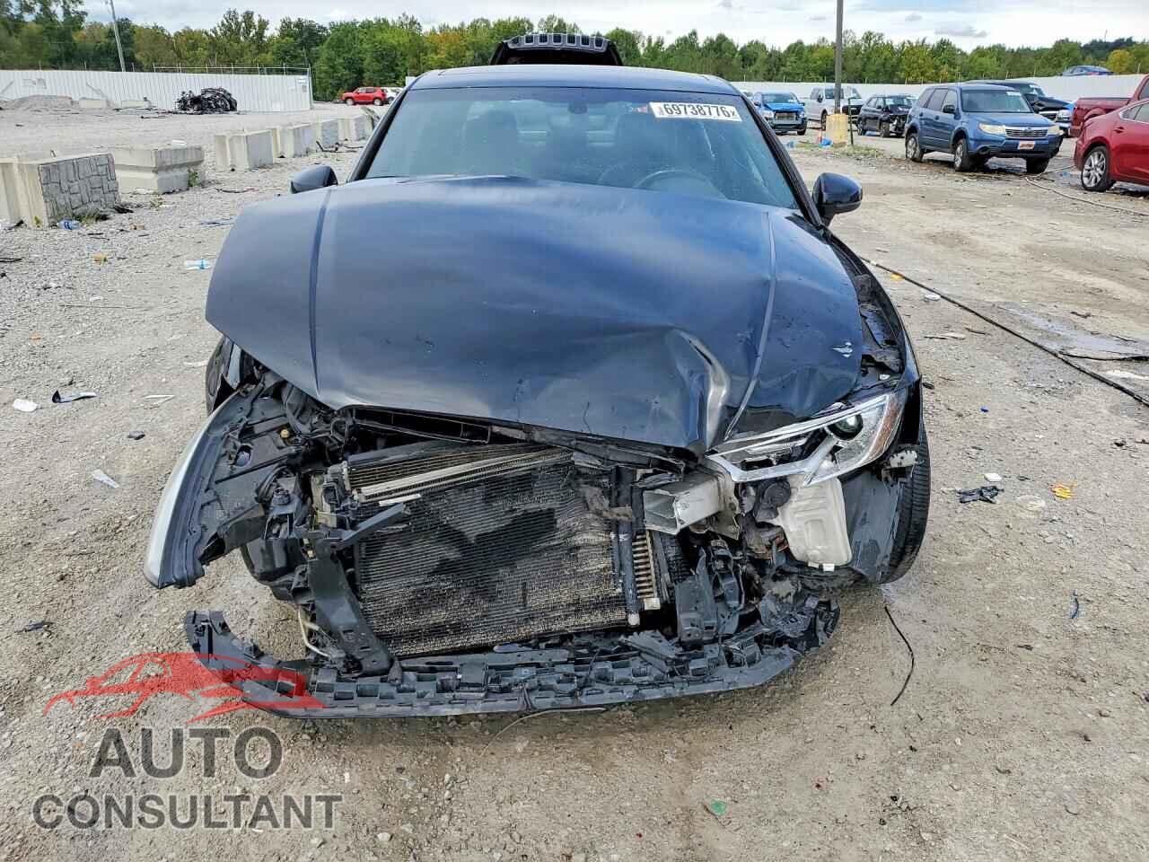 AUDI A3 2018 - WAUAUHFF8J1067330