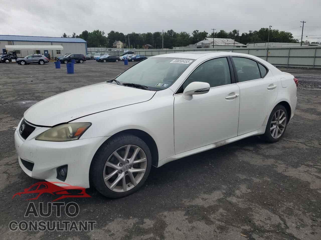 LEXUS IS 2012 - JTHCF5C28C5056604