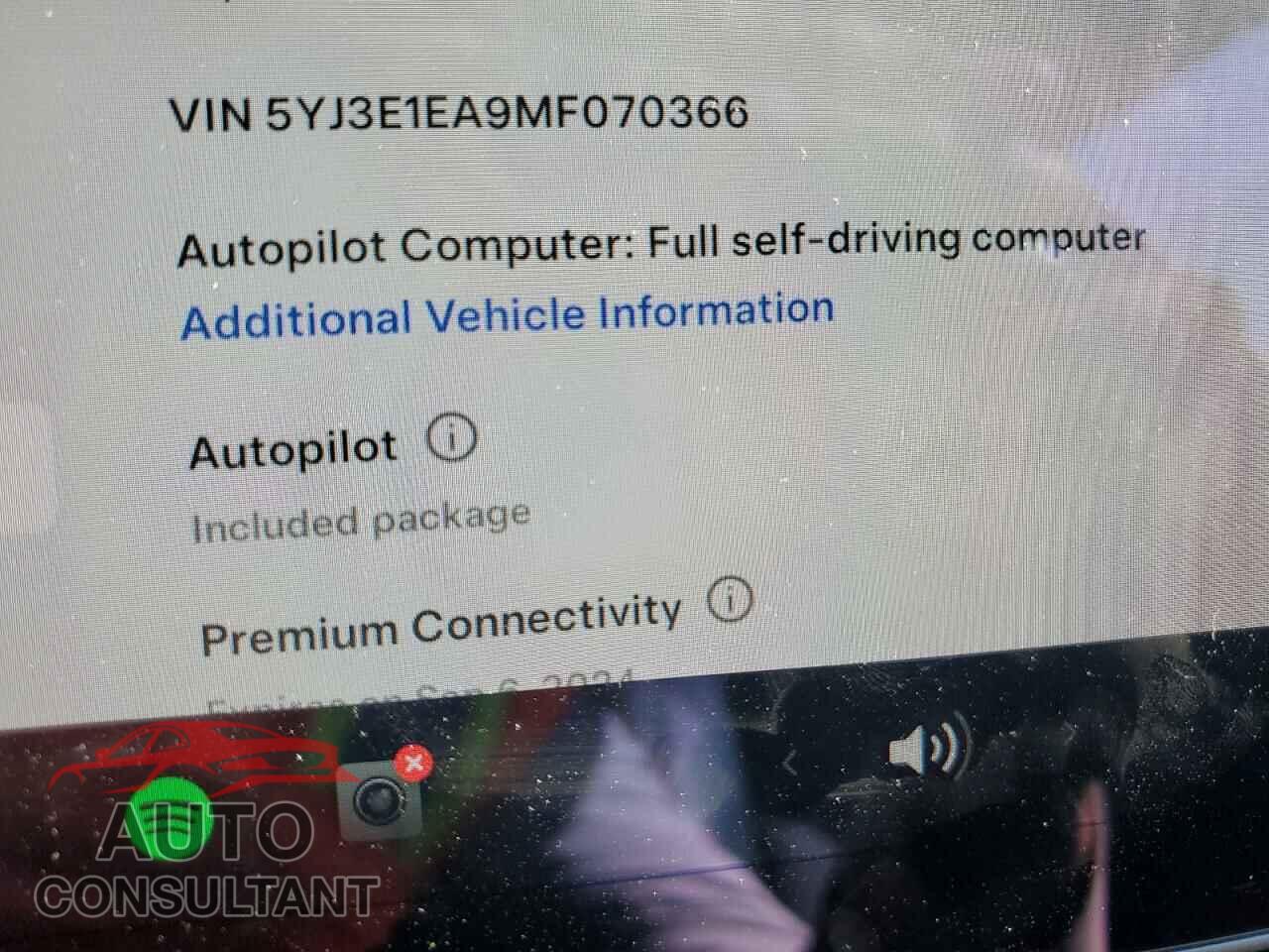 TESLA MODEL 3 2021 - 5YJ3E1EA9MF070366