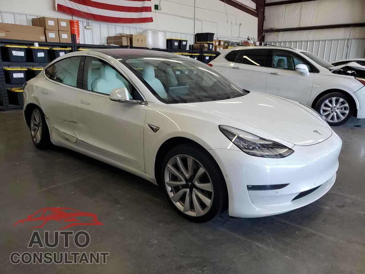 TESLA MODEL 3 2019 - 5YJ3E1EA7KF327778