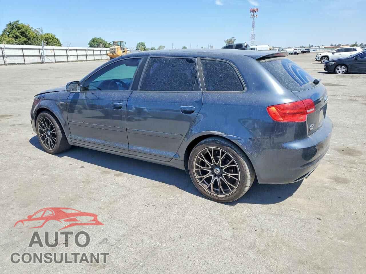 AUDI A3 2013 - WAUKJAFM4DA028225