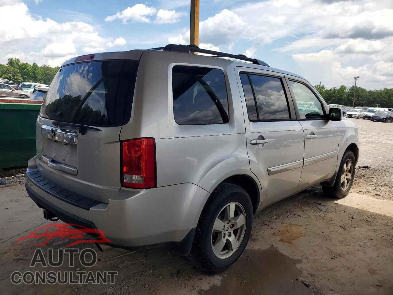 HONDA PILOT 2011 - 5FNYF3H72BB032697