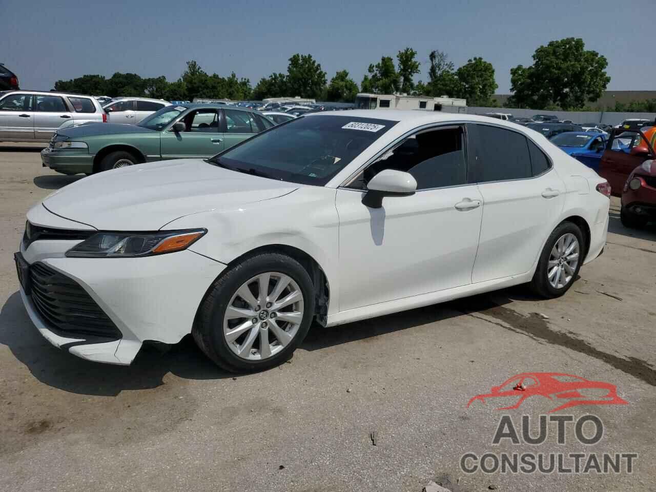 TOYOTA CAMRY 2019 - 4T1B11HK1KU260657