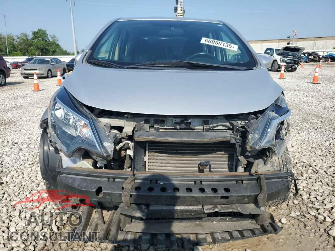 NISSAN VERSA 2017 - 3N1CE2CP3HL358410