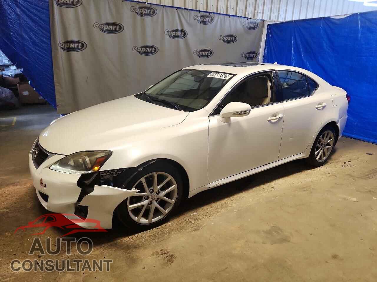 LEXUS IS 2011 - JTHCF5C23B5049705