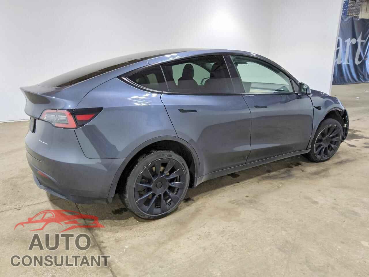TESLA MODEL Y 2022 - 7SAYGDEE8NF480522