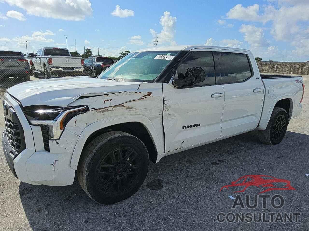 TOYOTA TUNDRA 2023 - 5TFLA5DB9PX101557