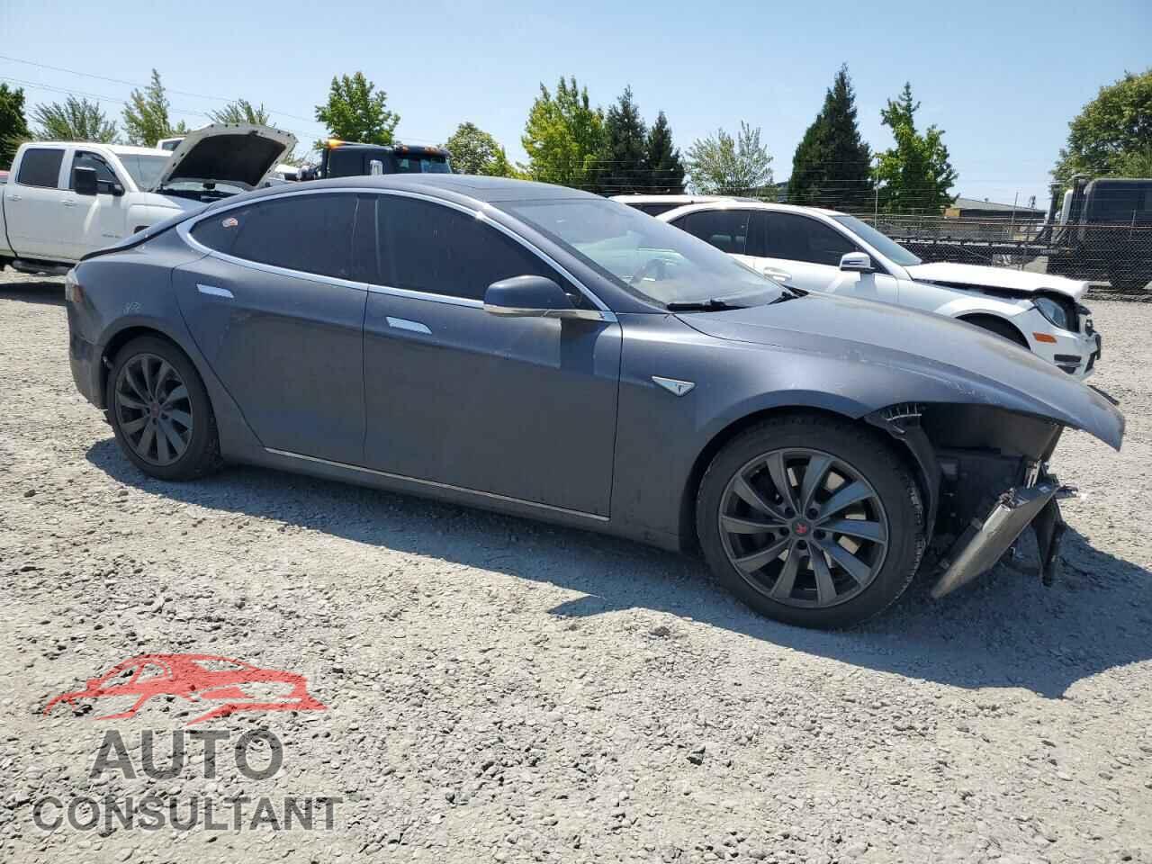 TESLA MODEL S 2015 - 5YJSA1E20FF113026