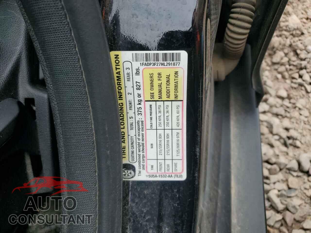 FORD FOCUS 2017 - 1FADP3F27HL291877