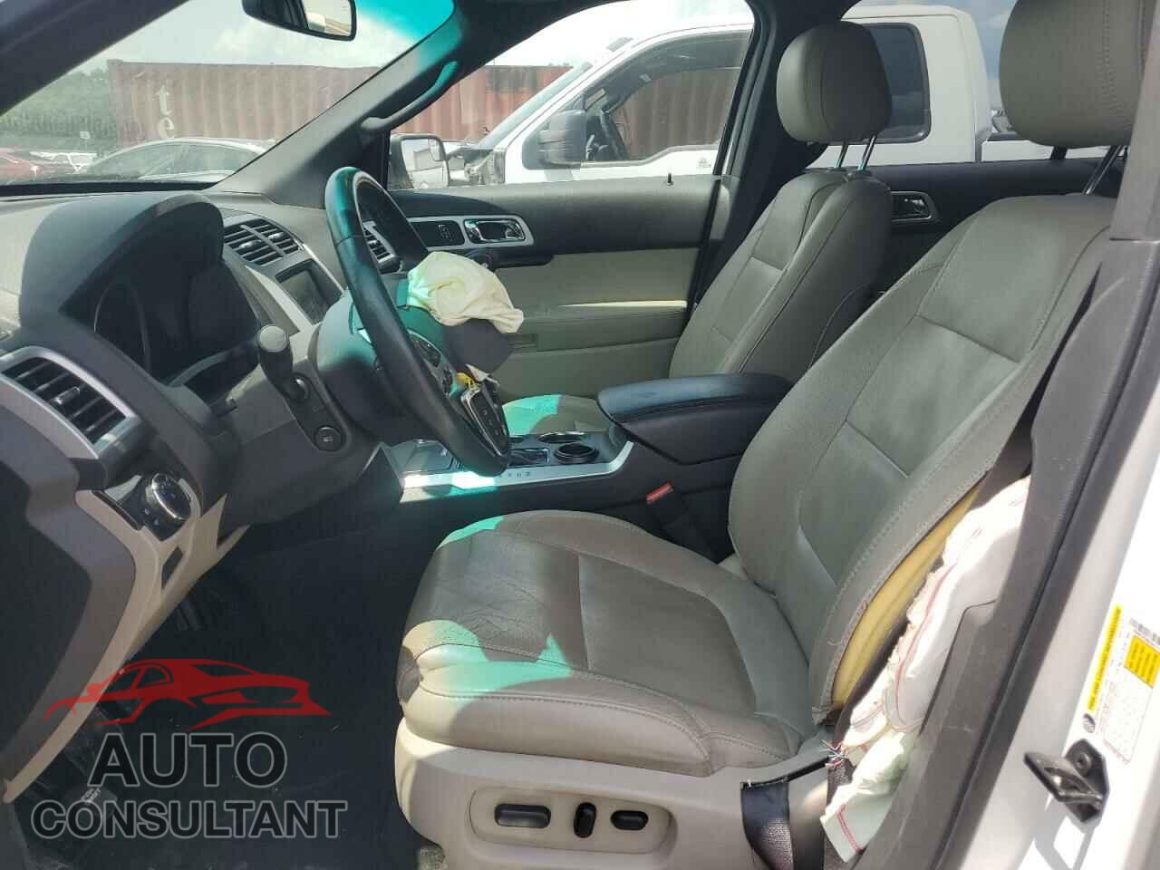 FORD EXPLORER 2011 - 1FMHK7F84BGA41174