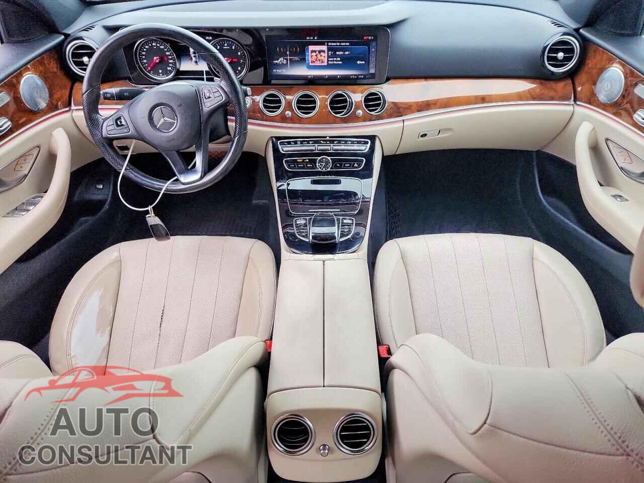 MERCEDES-BENZ E-CLASS 2017 - WDDZF4KB7HA050157