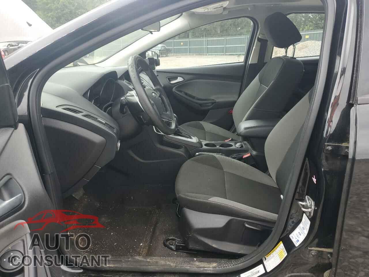 FORD FOCUS 2014 - 1FADP3K2XEL387083