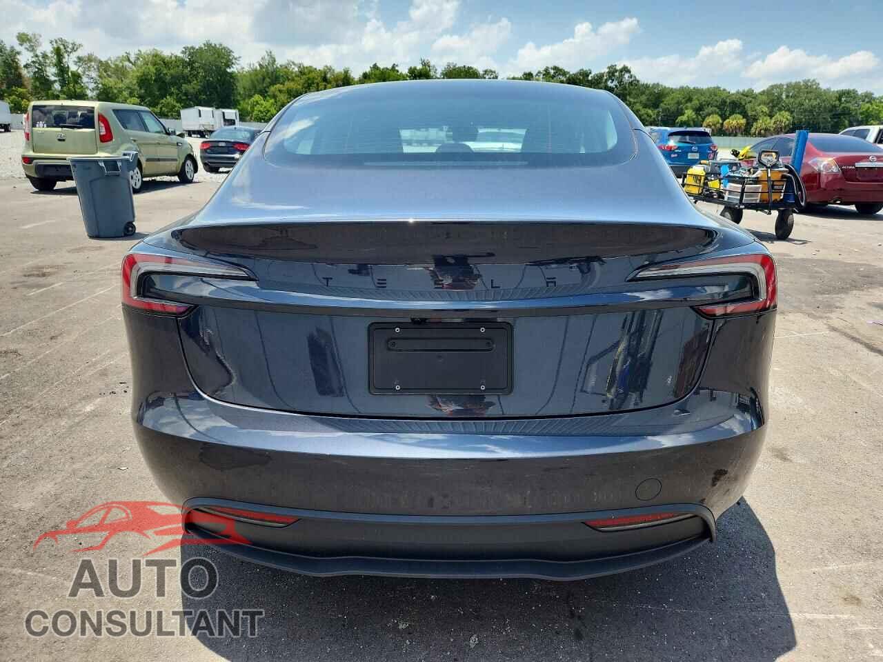 TESLA MODEL 3 2025 - 5YJ3E1EA3SF132485