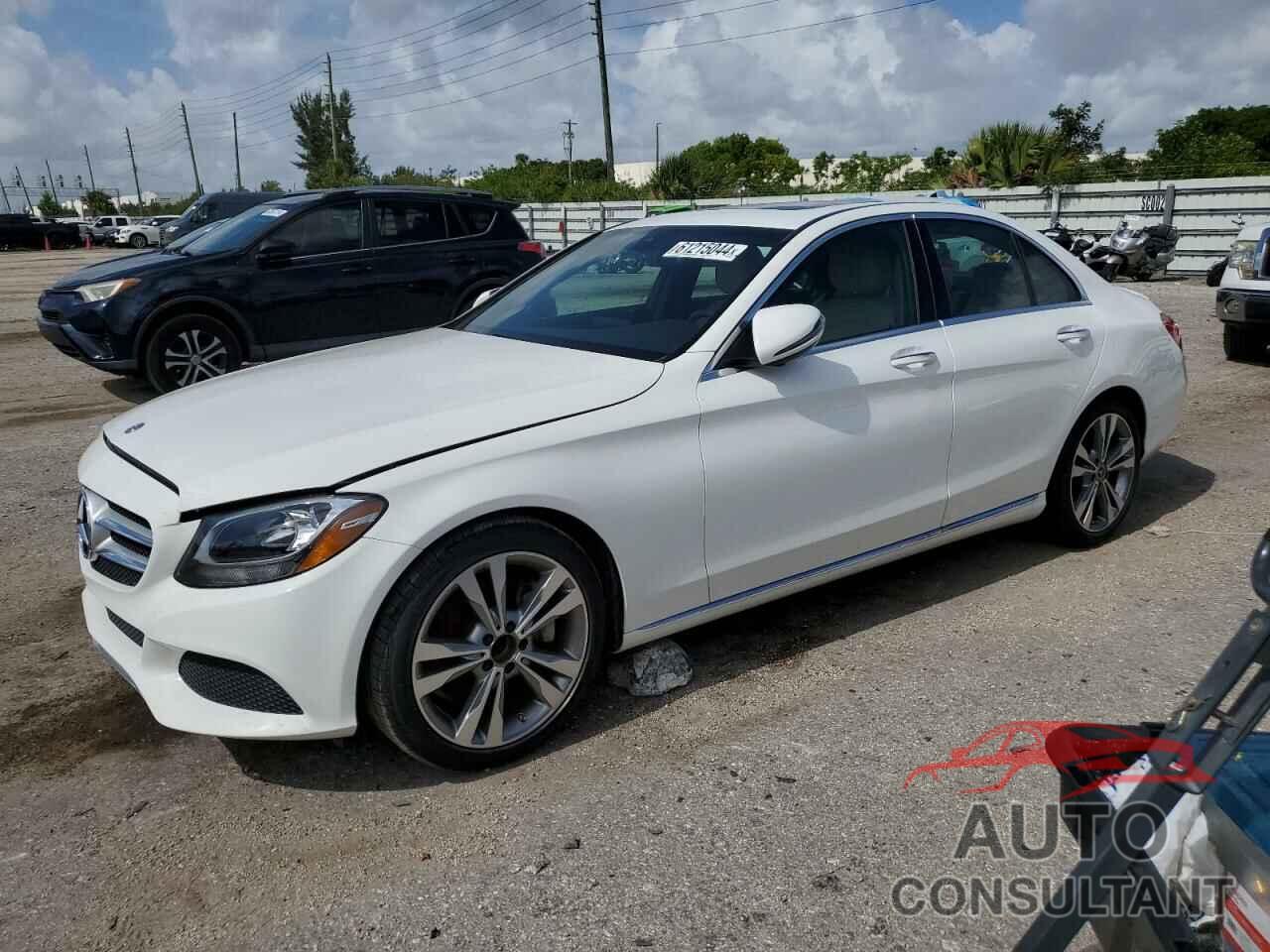 MERCEDES-BENZ C-CLASS 2018 - 55SWF4JB5JU244034