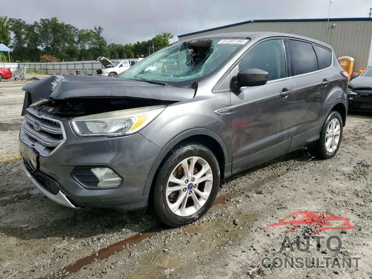 FORD ESCAPE 2017 - 1FMCU0G92HUC56002