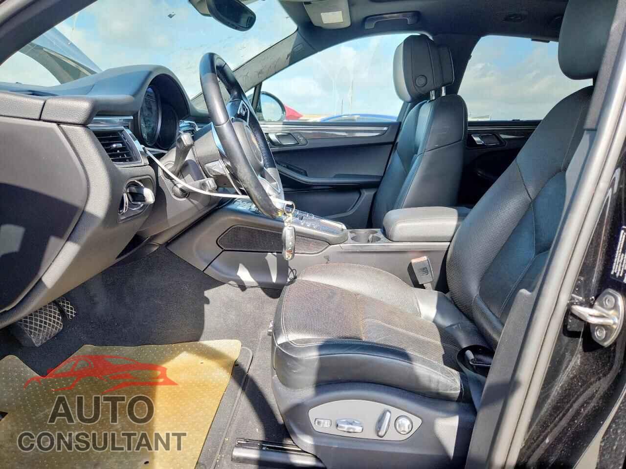 PORSCHE MACAN 2015 - WP1AB2A57FLB56076