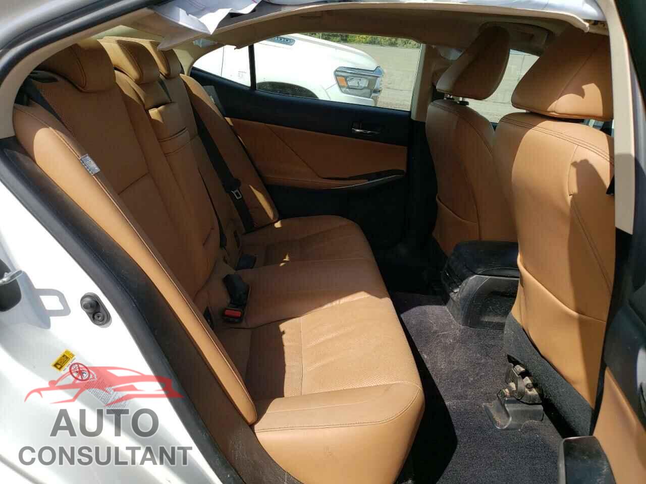 LEXUS IS 2014 - JTHBF1D27E5034020