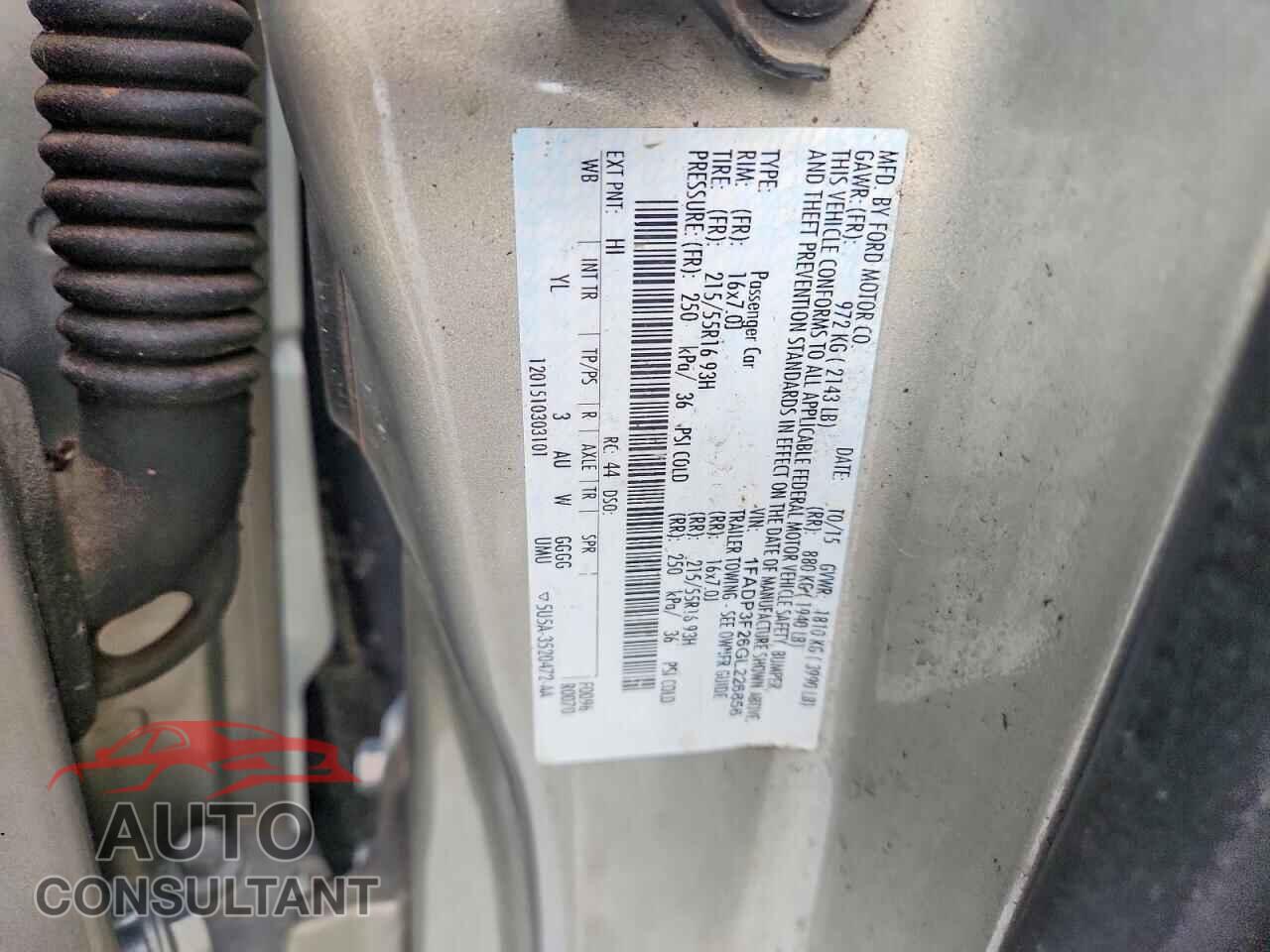 FORD FOCUS 2016 - 1FADP3F26GL226856