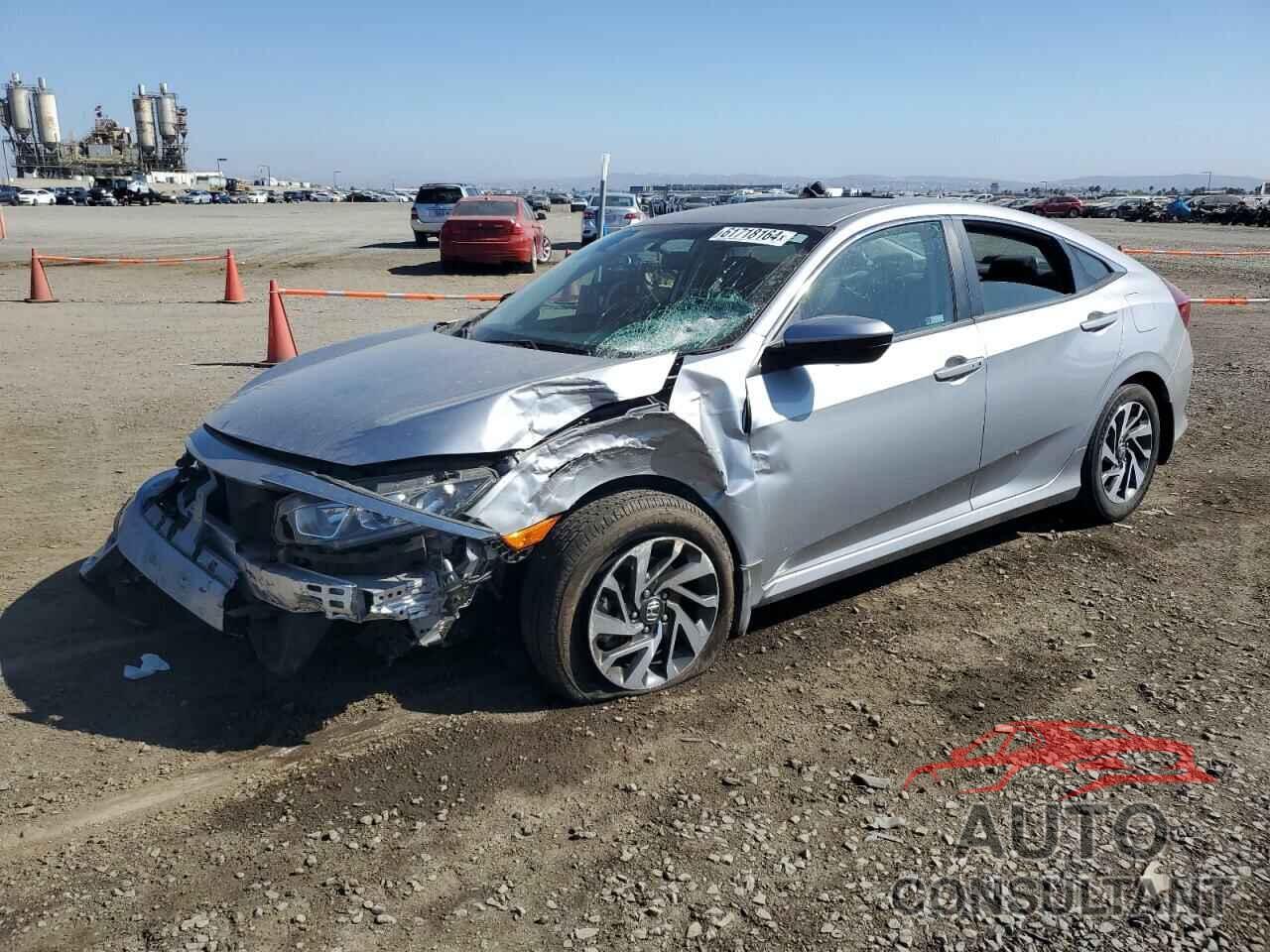 HONDA CIVIC 2018 - 2HGFC2F77JH597194