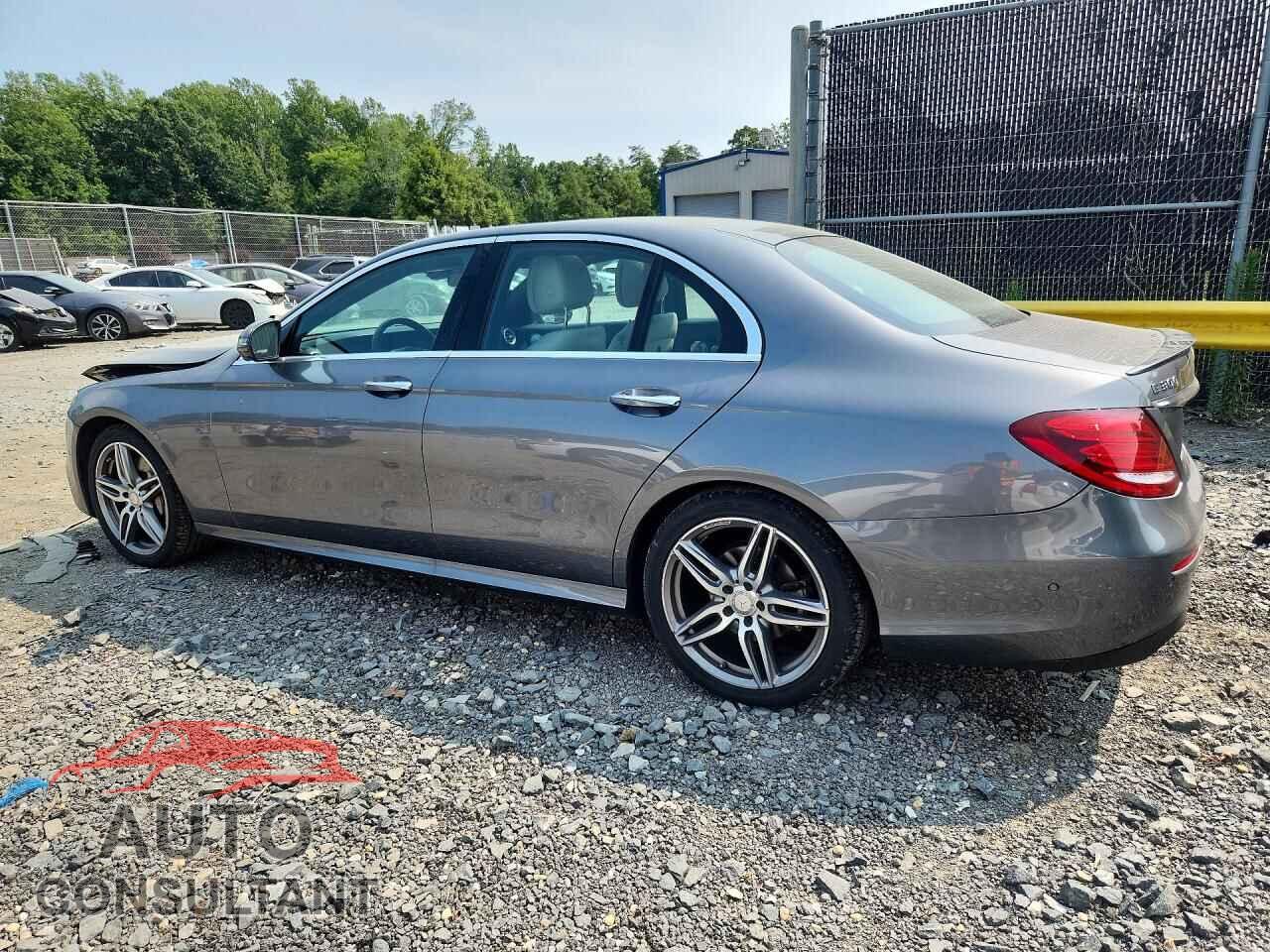 MERCEDES-BENZ E-CLASS 2017 - WDDZF4KB4HA181918