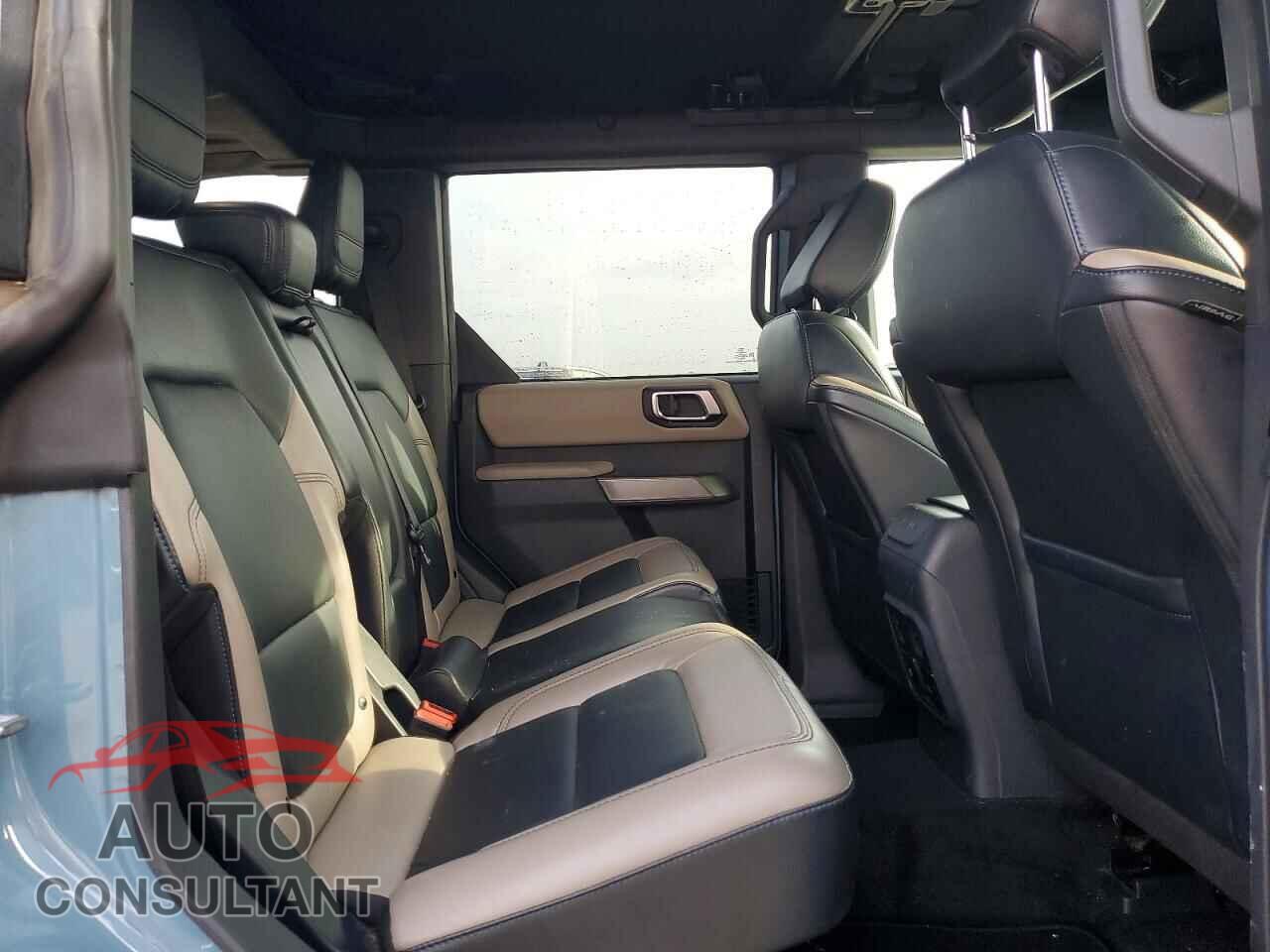 FORD BRONCO 2023 - 1FMEE5DP2PLB28868