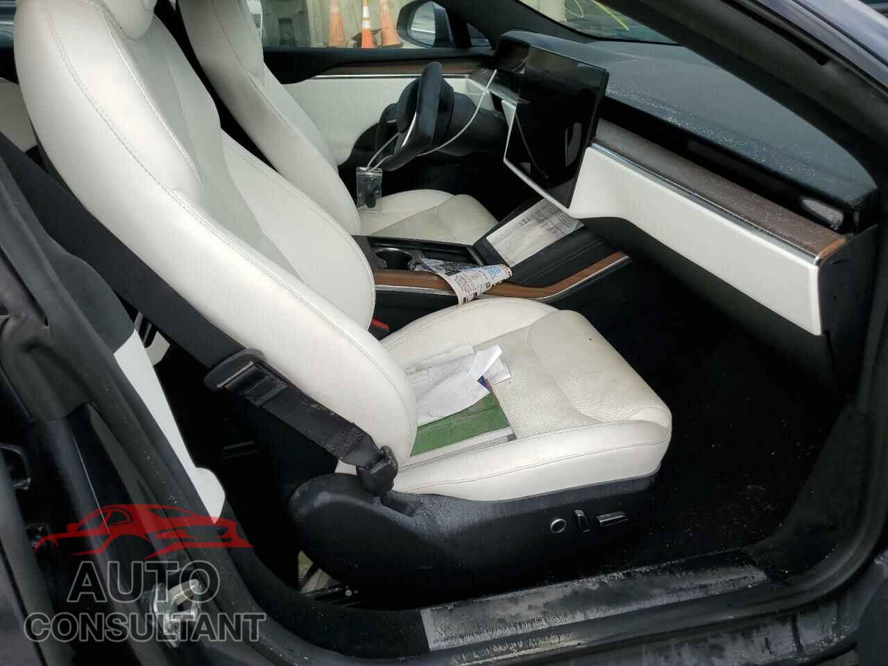 TESLA MODEL S 2021 - 5YJSA1E52MF451387