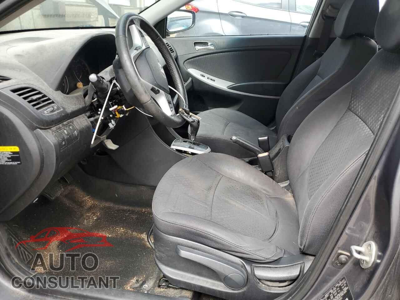 HYUNDAI ACCENT 2013 - KMHCU5AE8DU074091