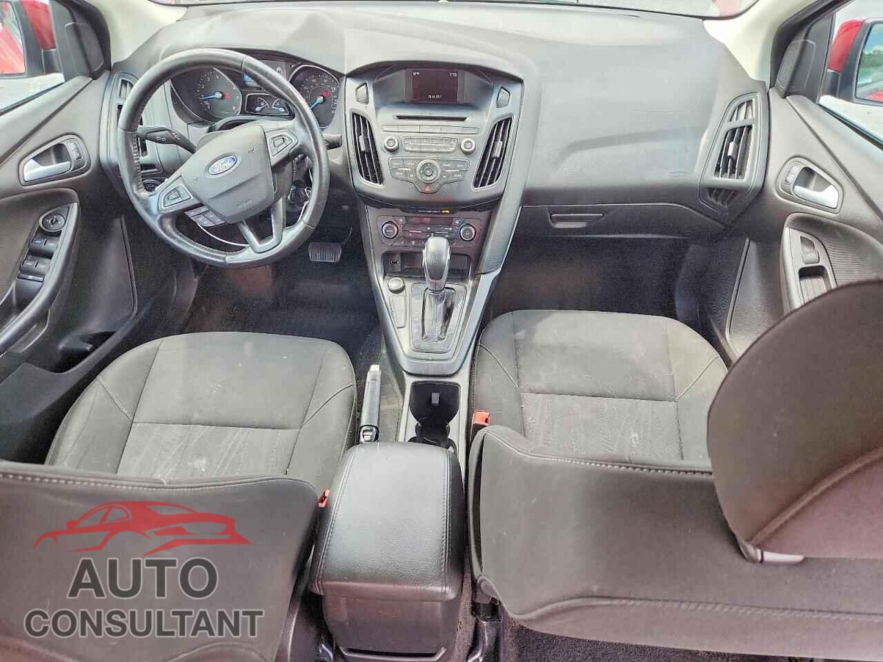 FORD FOCUS 2017 - 1FADP3FE2HL289531