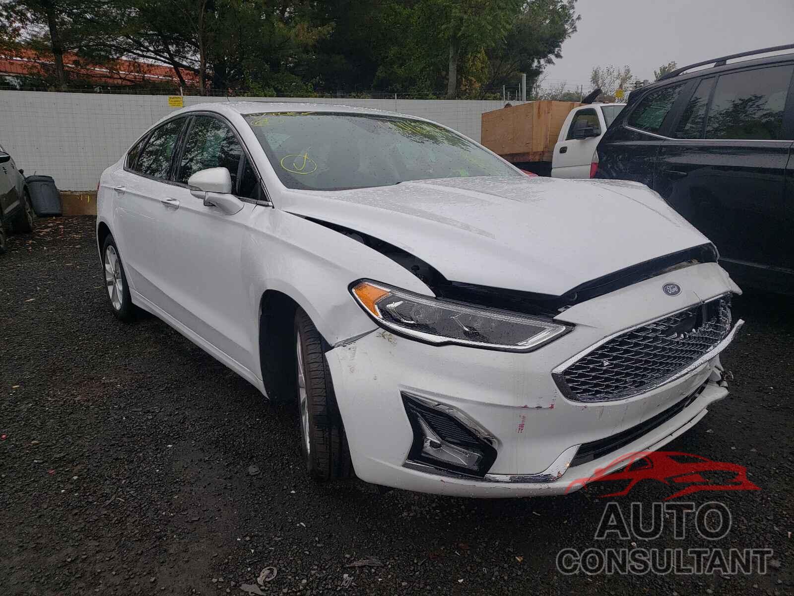 FORD FUSION 2020 - 3FA6P0SU2LR132113