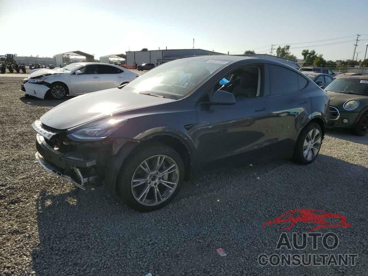 TESLA MODEL Y 2023 - 7SAYGDEE6PA027693