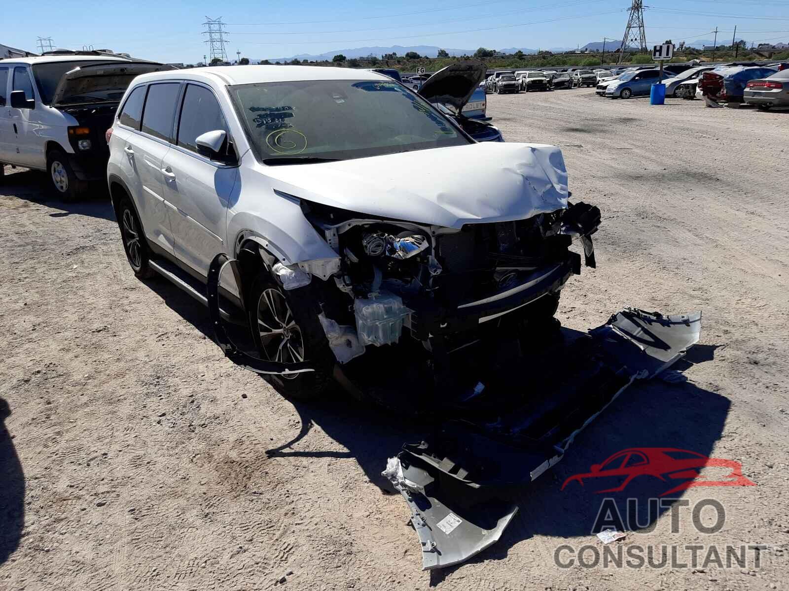 TOYOTA HIGHLANDER 2019 - 5TDZZRFH9KS360866