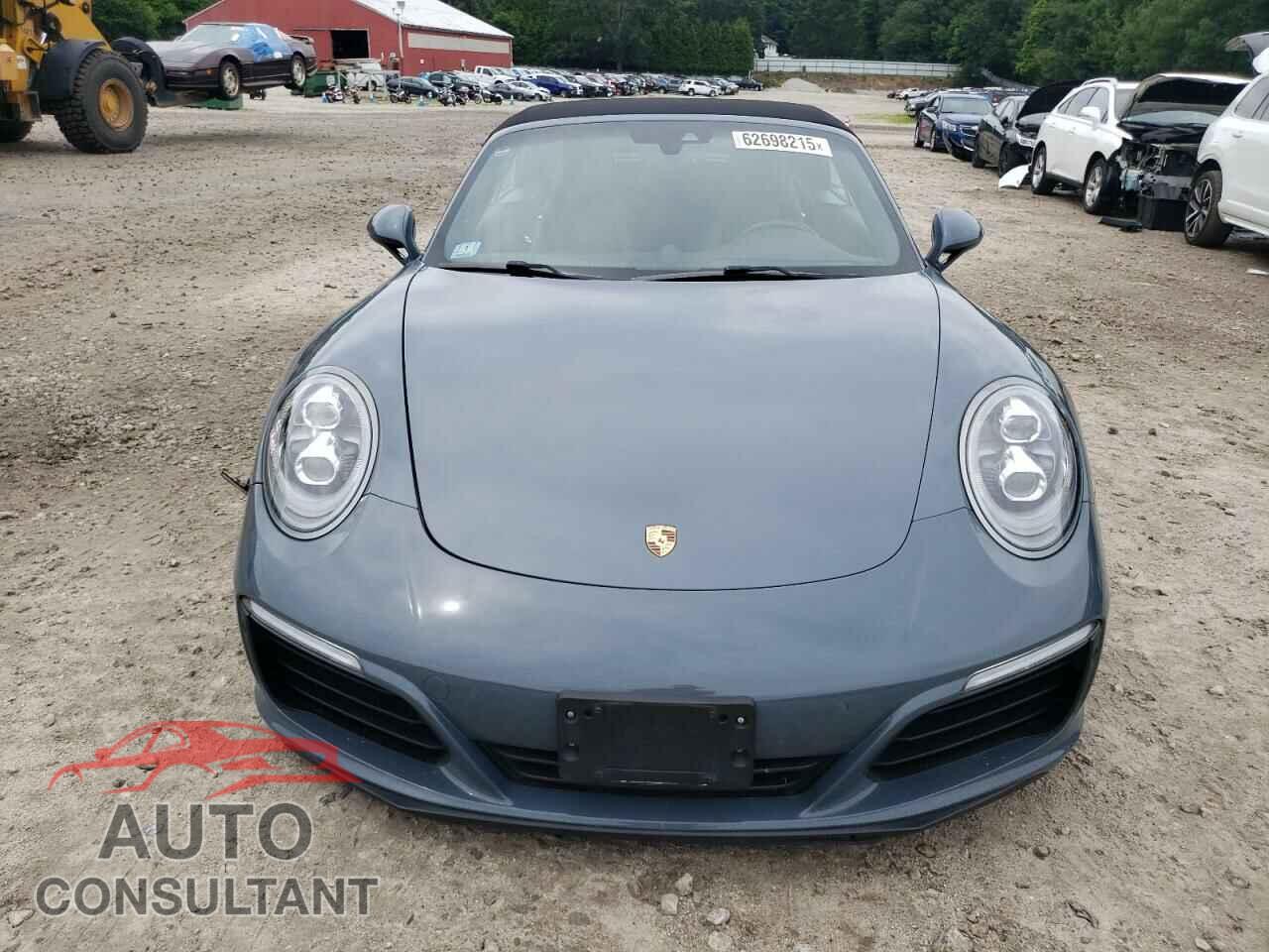 PORSCHE 911 2018 - WP0CB2A94JS147332