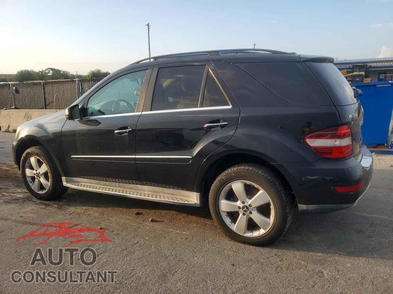 MERCEDES-BENZ M-CLASS 2011 - 4JGBB5GB4BA714228