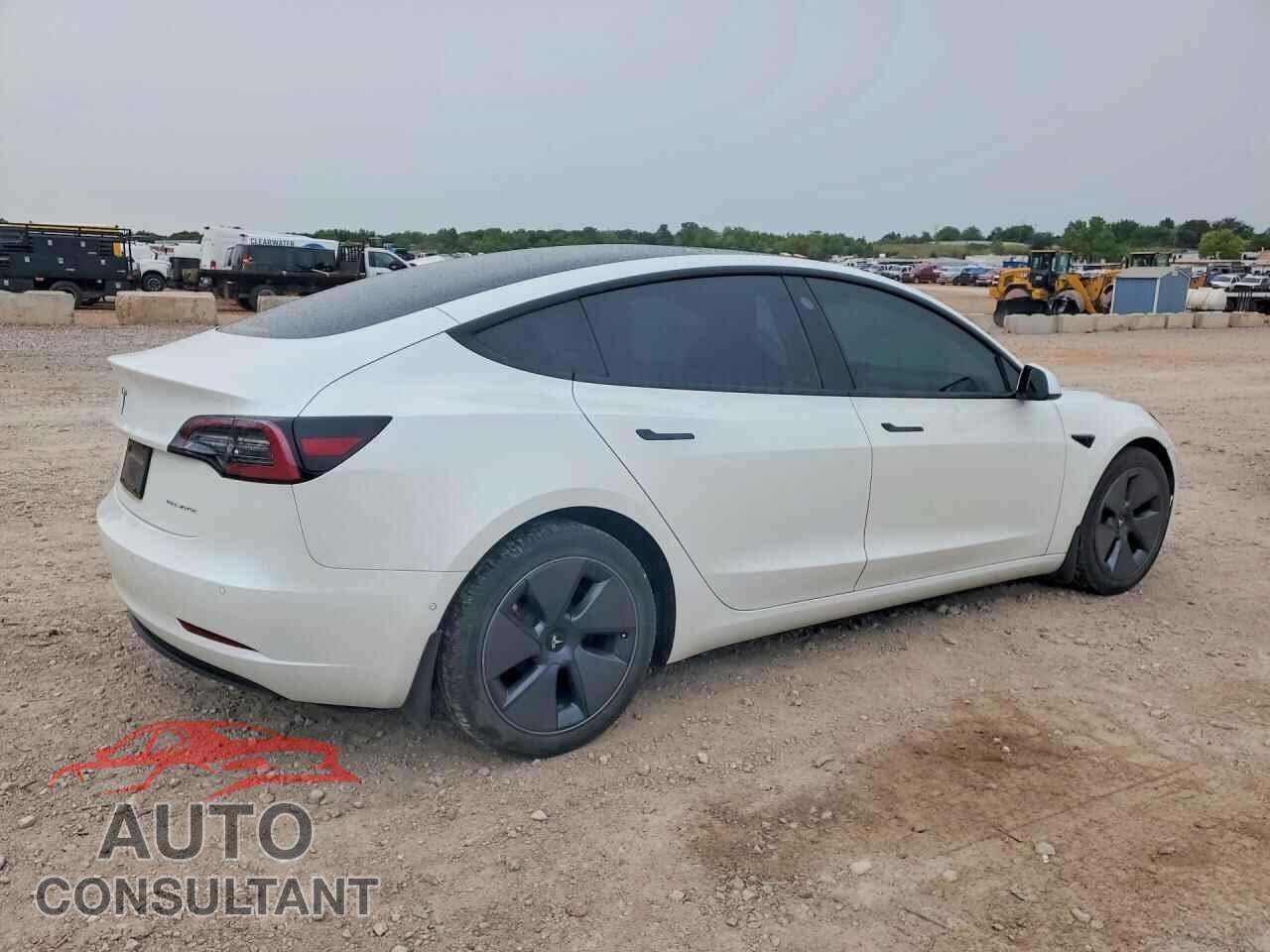 TESLA MODEL 3 2021 - 5YJ3E1EB4MF060238