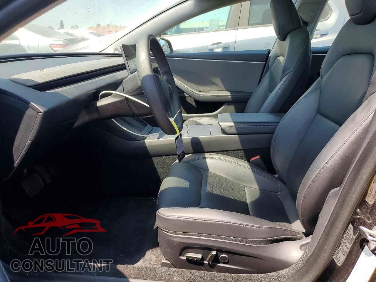 TESLA MODEL 3 2024 - 5YJ3E1EA9RF747021