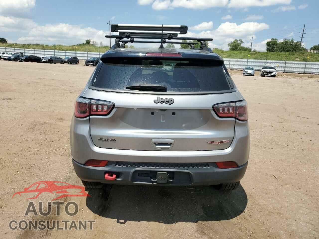JEEP COMPASS 2017 - 3C4NJDDB1HT646751