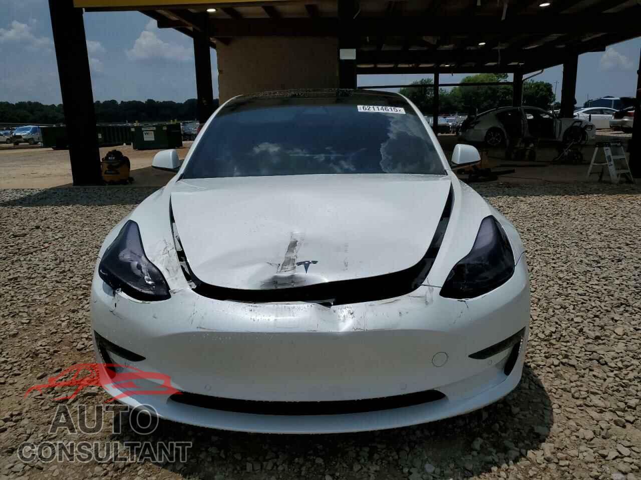 TESLA MODEL 3 2022 - 5YJ3E1EB0NF104592