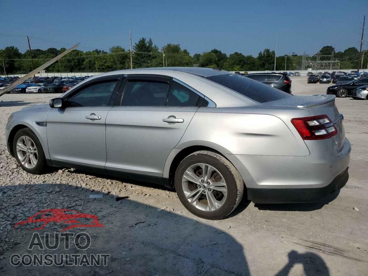 FORD TAURUS 2017 - 1FAHP2E8XHG116615