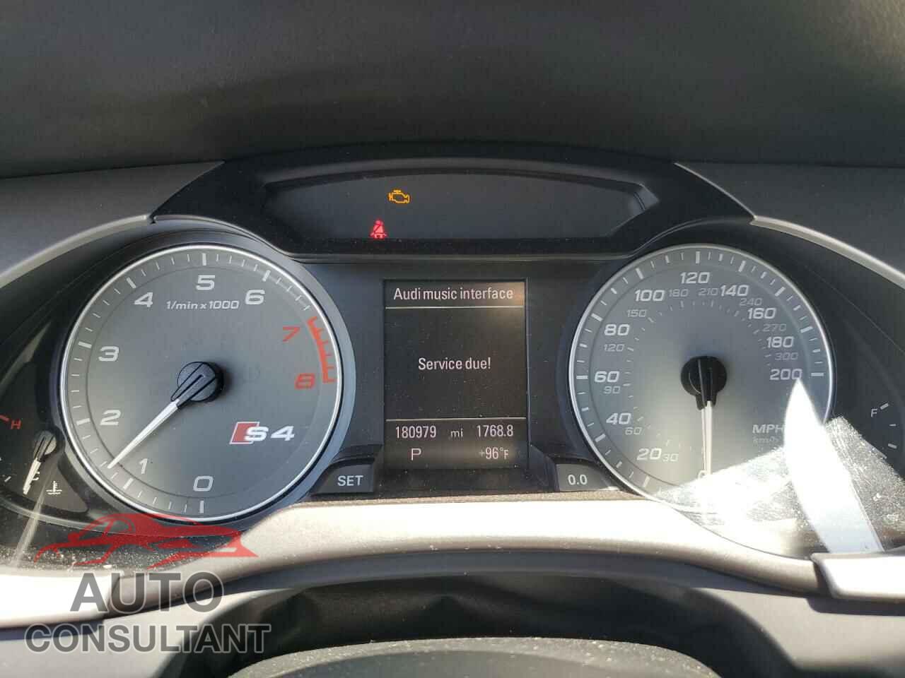 AUDI S4/RS4 2012 - WAUBGAFL0CA104656