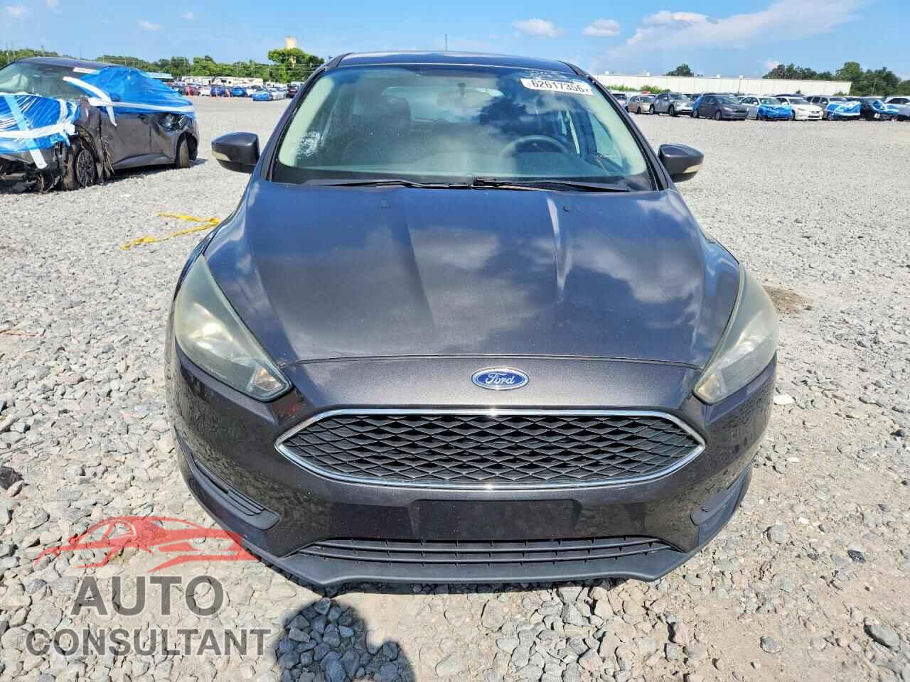 FORD FOCUS 2017 - 1FADP3K2XHL262217